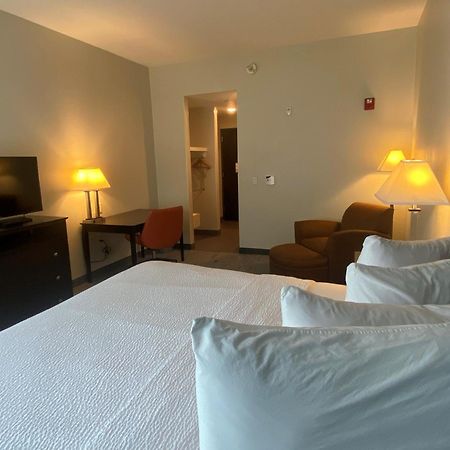 Wingate By Wyndham State Arena Raleigh/Cary Hotel Εξωτερικό φωτογραφία