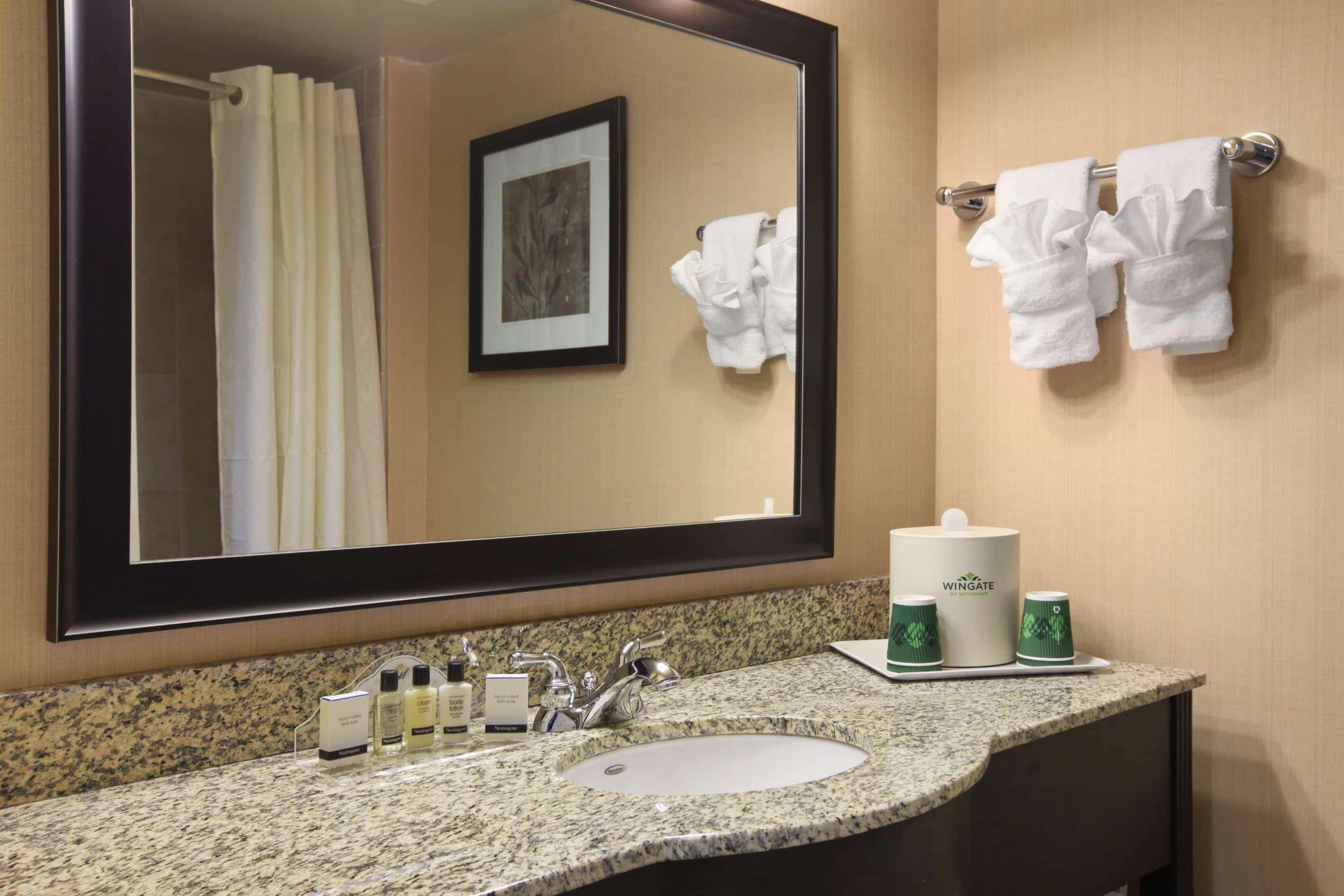 Wingate By Wyndham State Arena Raleigh/Cary Hotel Εξωτερικό φωτογραφία