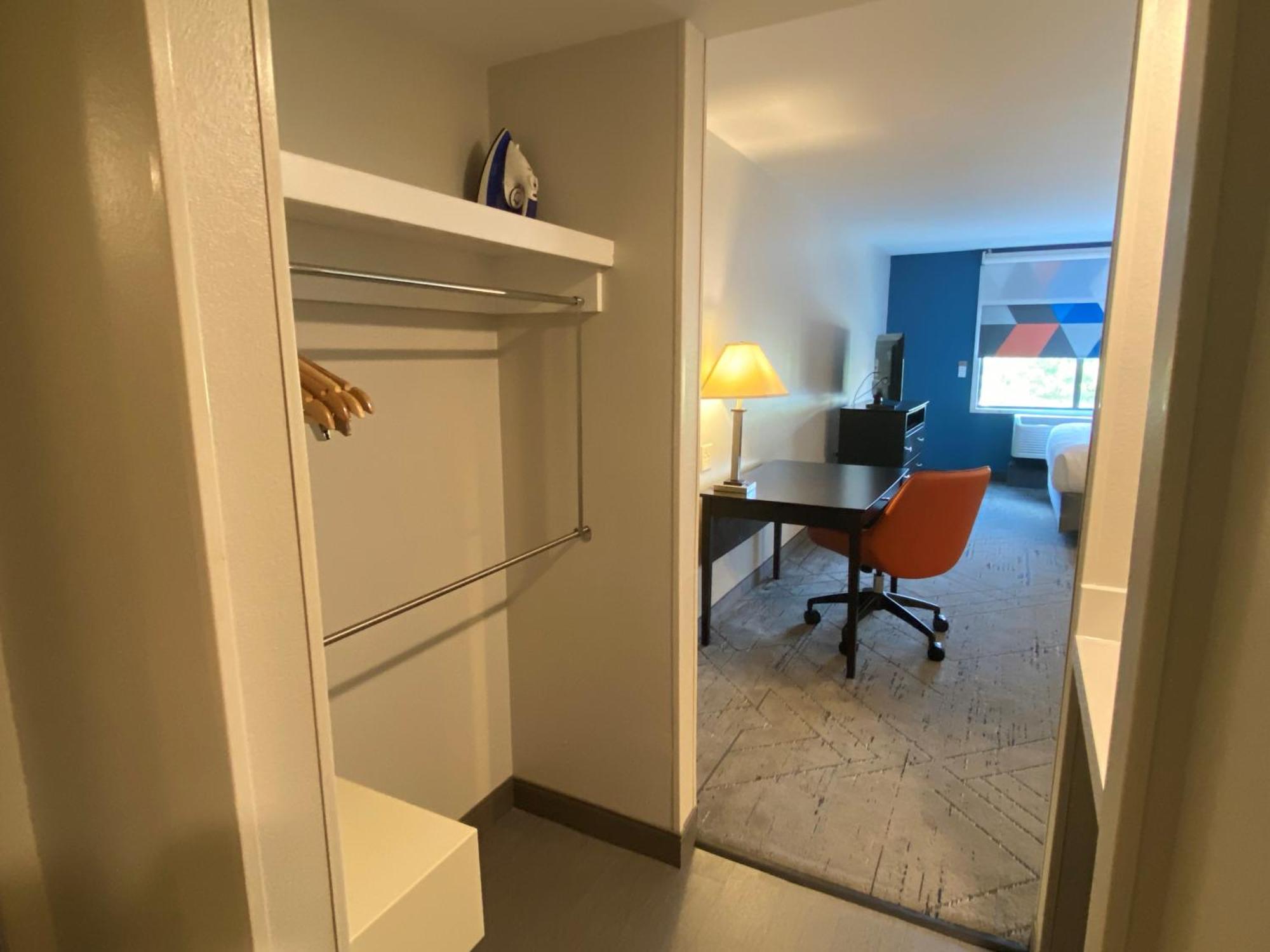 Wingate By Wyndham State Arena Raleigh/Cary Hotel Εξωτερικό φωτογραφία