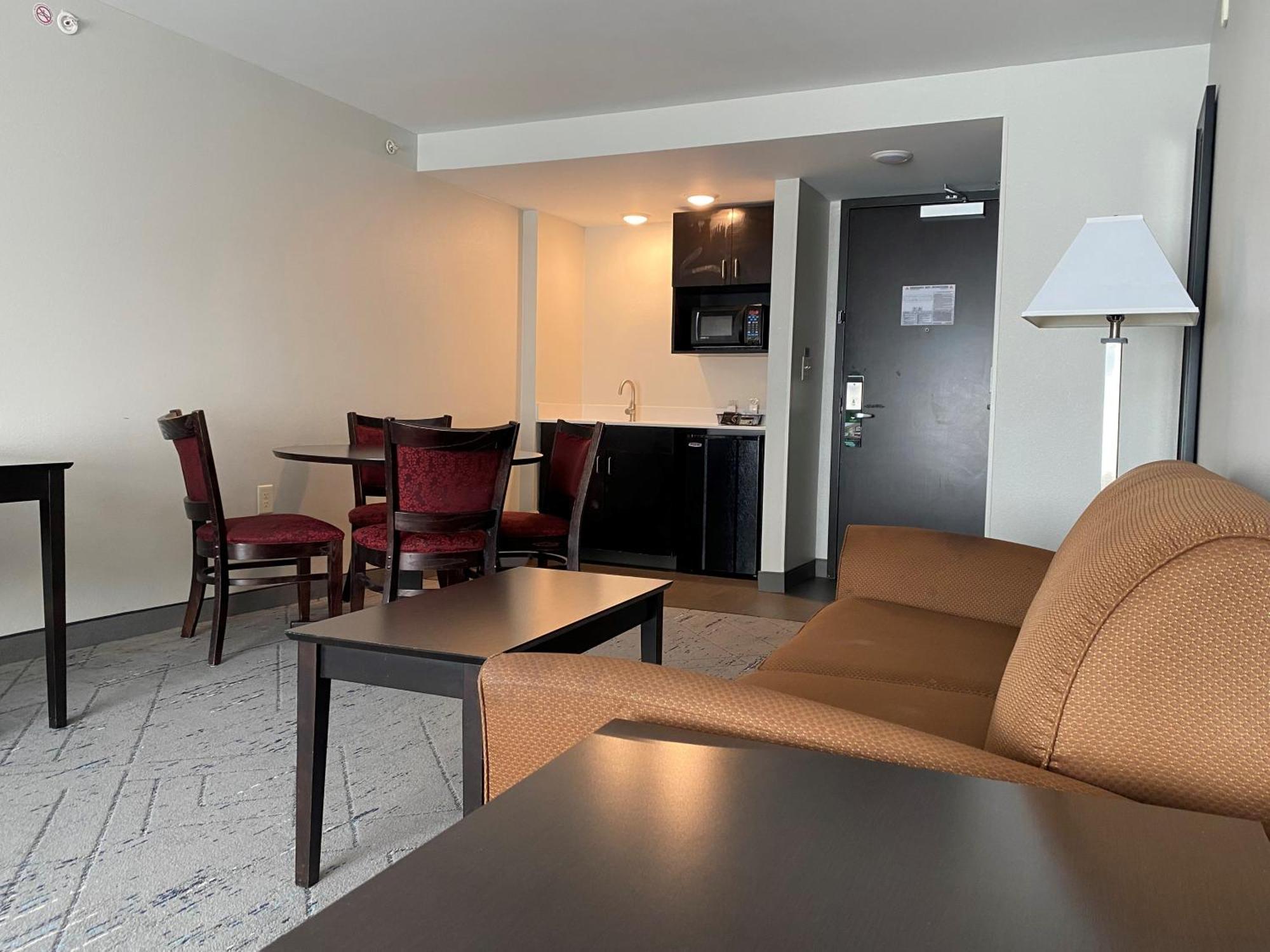 Wingate By Wyndham State Arena Raleigh/Cary Hotel Εξωτερικό φωτογραφία