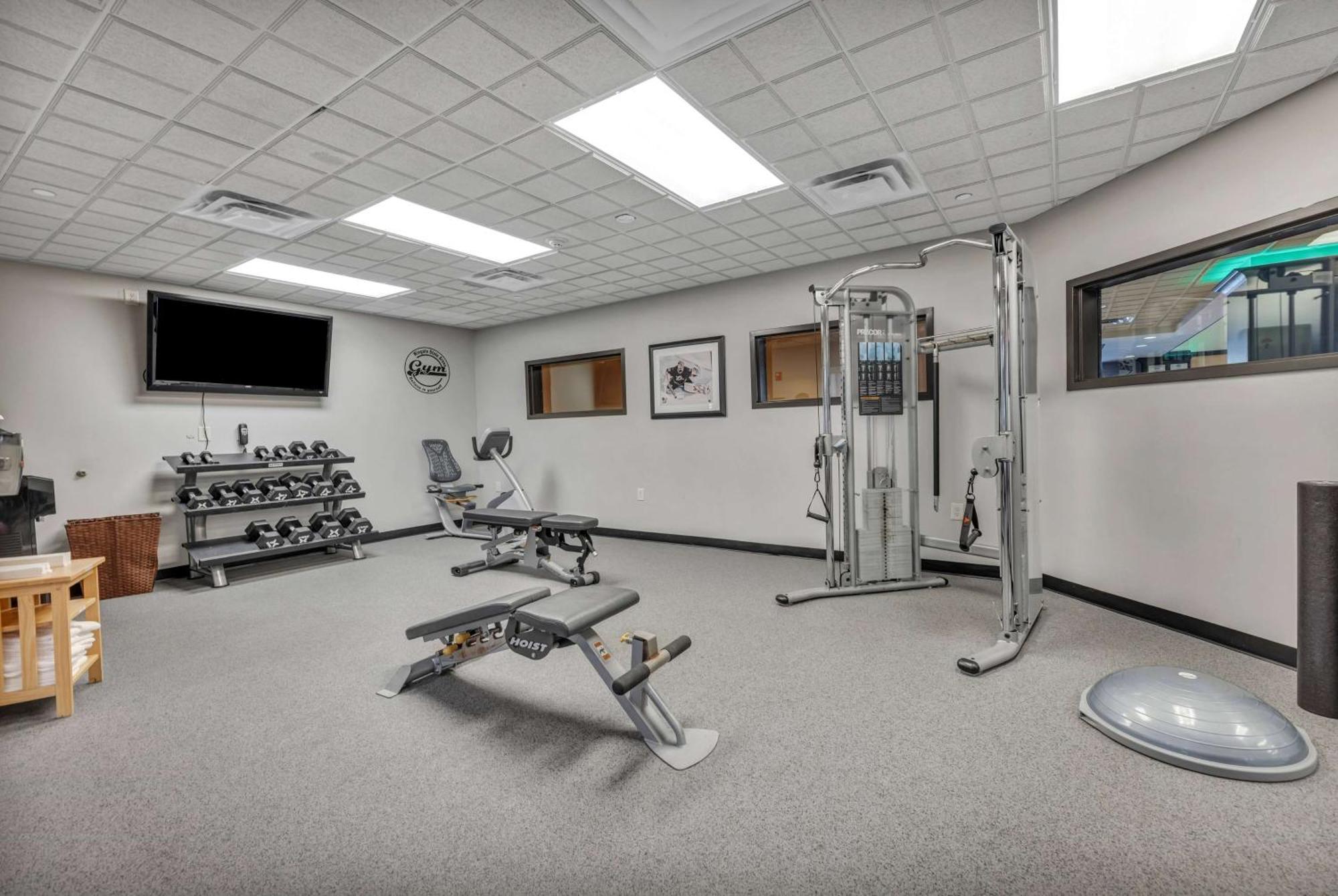 Wingate By Wyndham State Arena Raleigh/Cary Hotel Εξωτερικό φωτογραφία