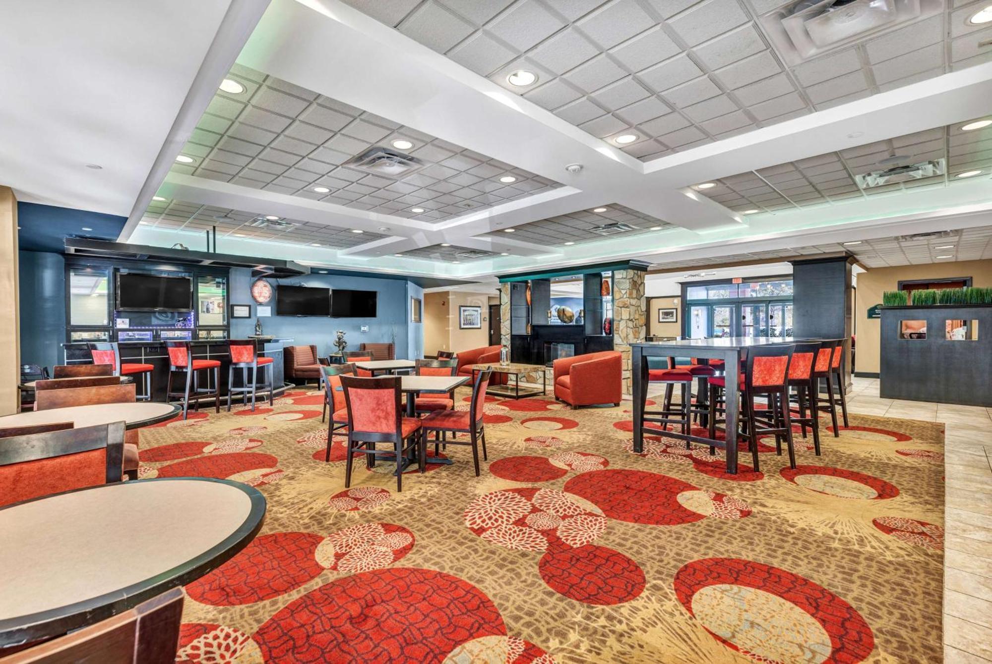 Wingate By Wyndham State Arena Raleigh/Cary Hotel Εξωτερικό φωτογραφία