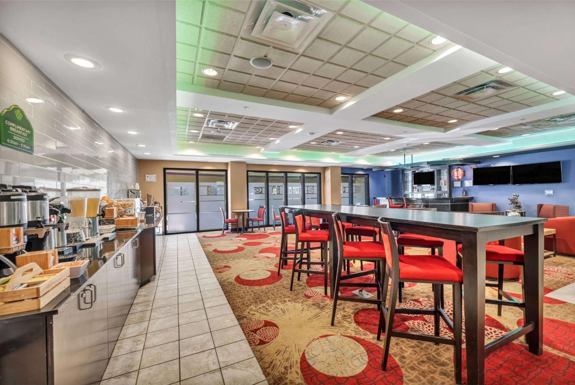 Wingate By Wyndham State Arena Raleigh/Cary Hotel Εξωτερικό φωτογραφία