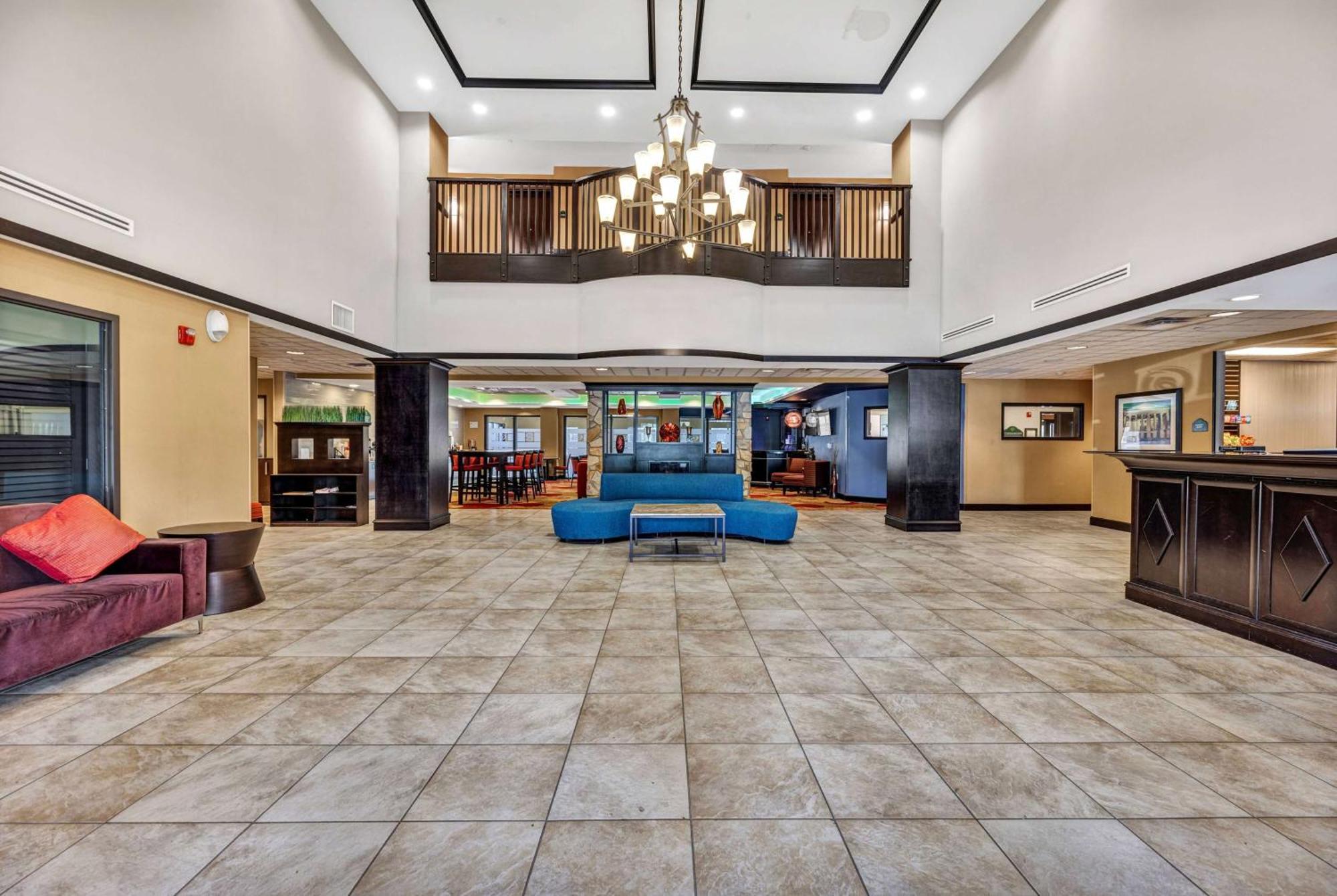 Wingate By Wyndham State Arena Raleigh/Cary Hotel Εξωτερικό φωτογραφία