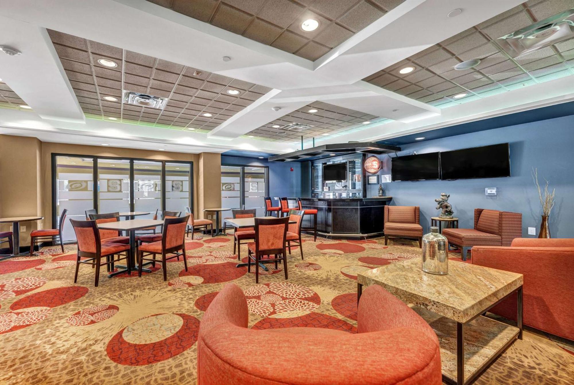 Wingate By Wyndham State Arena Raleigh/Cary Hotel Εξωτερικό φωτογραφία